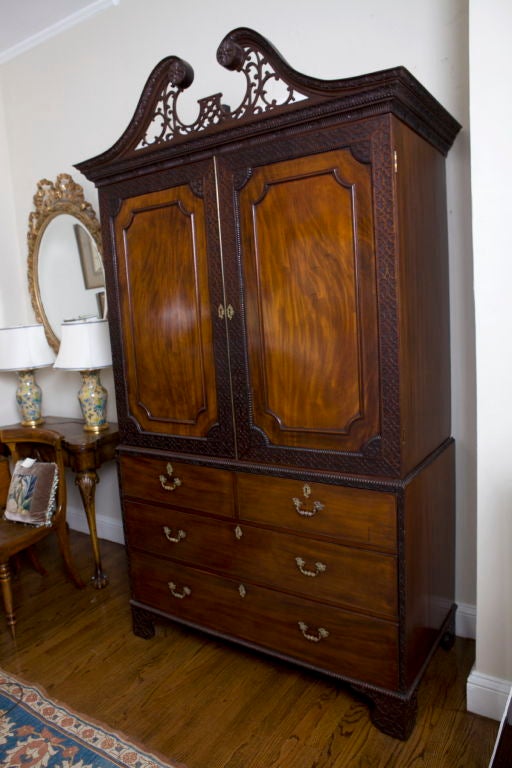 George III Chippendale Mahogany Linen Press For Sale 5