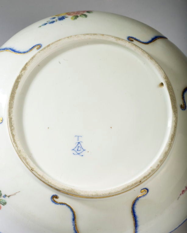 Sevres Porcelain “Feuille de Choux” Oval Bowl 2
