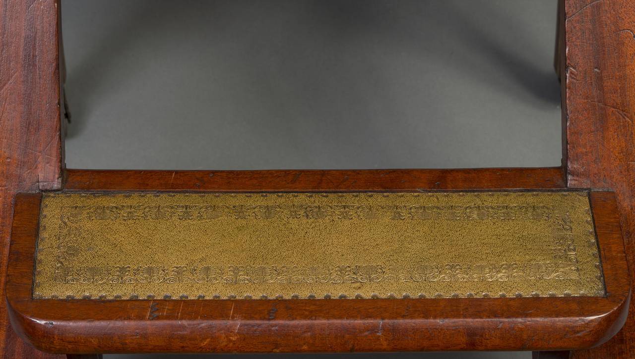 XIXe siècle Banc métamorphique en palissandre incrusté de laiton de style Régence en vente