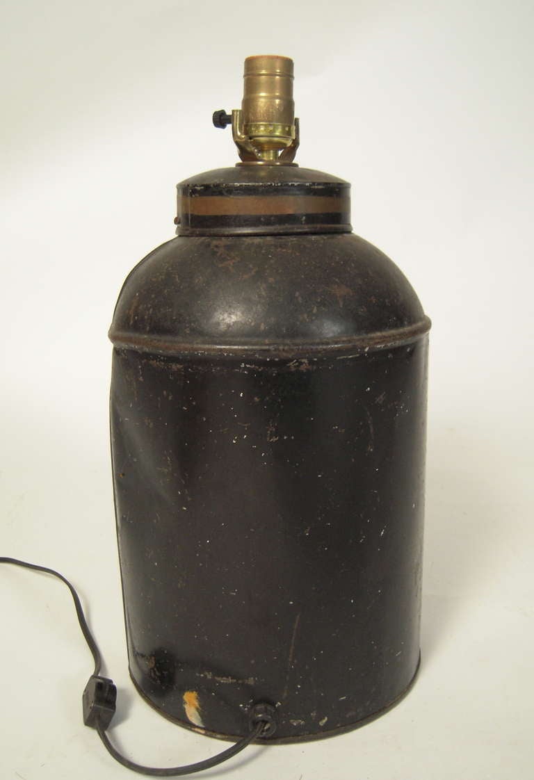 19th Century Tôle Peinte Tea Canister Lamp In Good Condition In Essex, MA