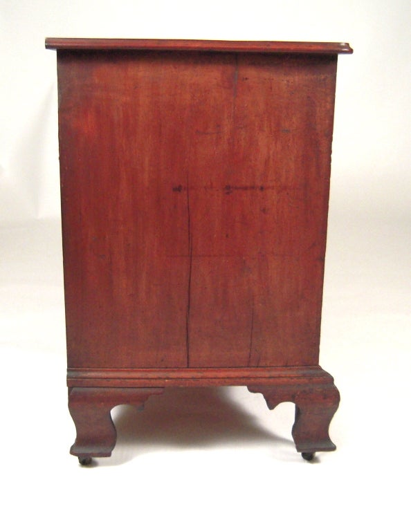 18th Century Massachusetts Chippendale Chest of Drawers 2