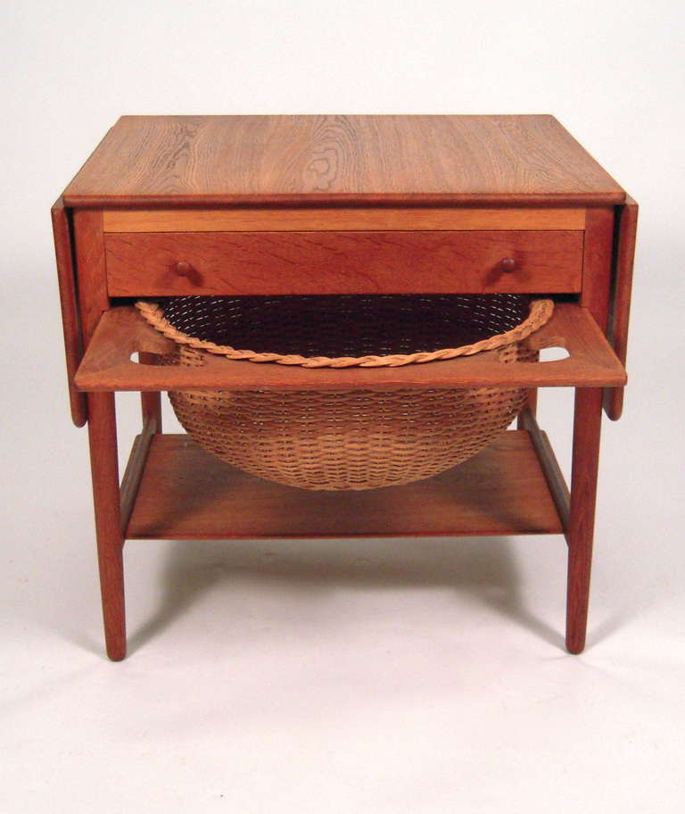 Oak Hans Wegner Sewing or End Table with Rattan Basket