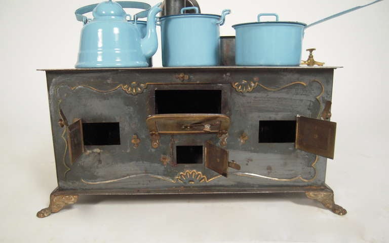 Rare and Beautifully Made Salesman's Sample Stove In Excellent Condition In Essex, MA