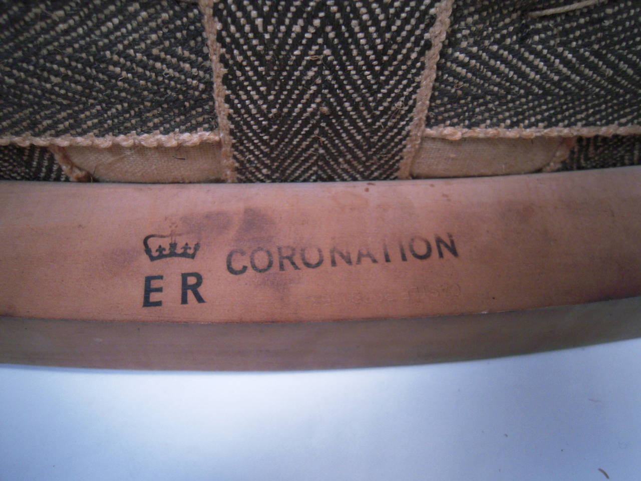 Elizabeth II Coronation Stool In Excellent Condition In Essex, MA