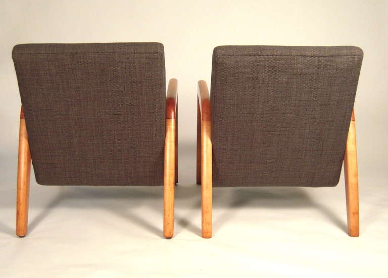 Mid-20th Century Pair of Mid-Century Modern Upholstered Armchairs