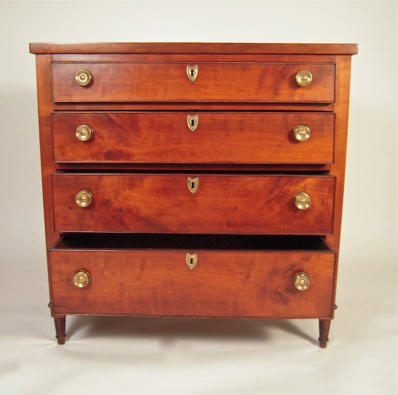 Biedermeier Chest of Drawers, circa 1830 In Good Condition In Essex, MA