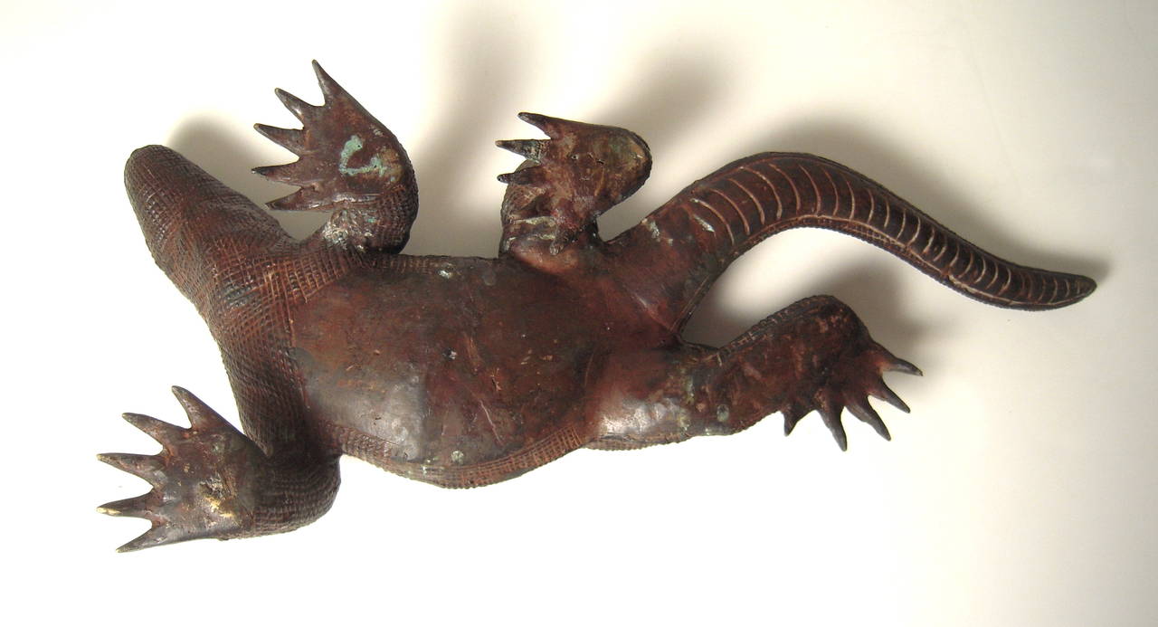 Komodo Dragon Sculpture 1