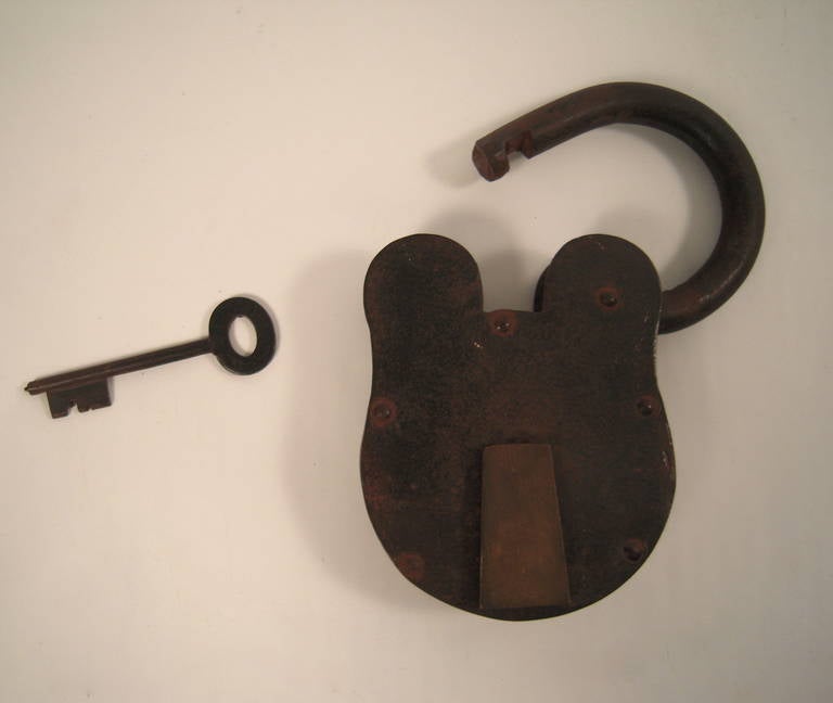 American Giant Cast Iron Padlock with Key