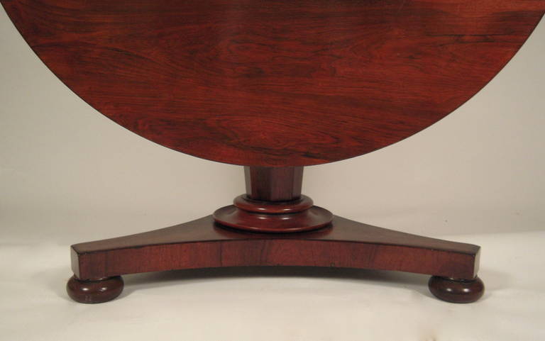 British English Regency Rosewood Round Table circa 1820-30