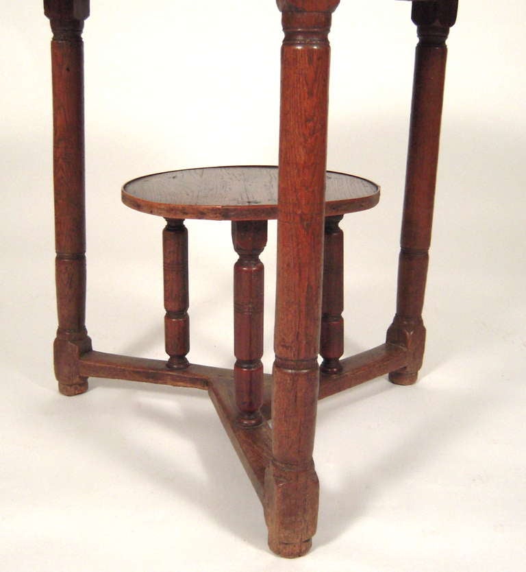 British English Country 2-Tier Round Occasional Table
