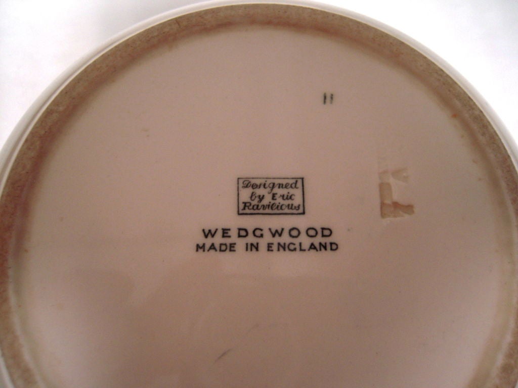 Eric Ravilious  'Alphabet' Bowl by Wedgwood, circa 1937 2
