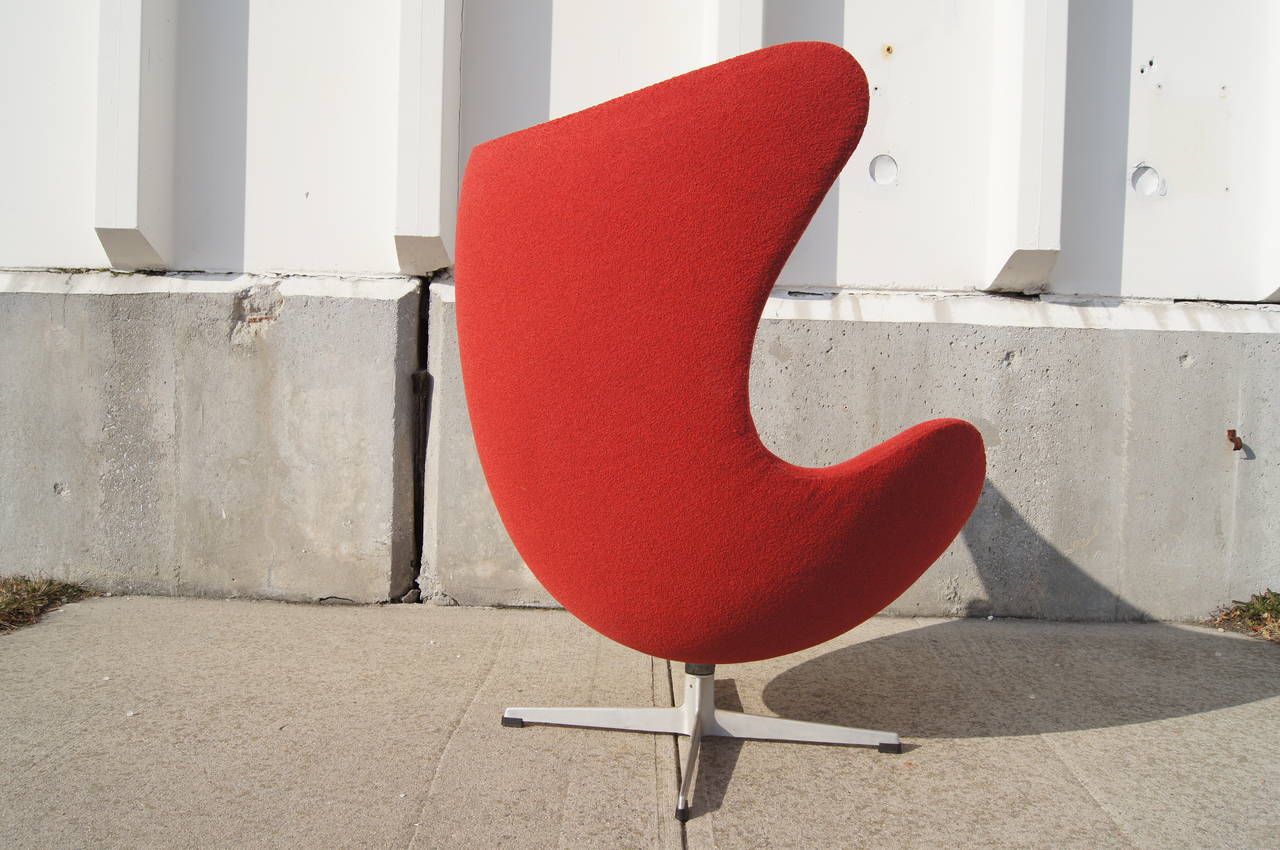 Danish Egg Chair by Arne Jacobsen for Fritz Hansen