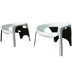 Paire de chaises d'extérieur en fibre de verre de l'ère spatiale