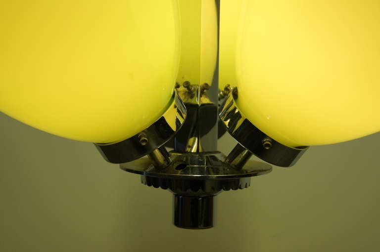 Mid-century Italian Pendant Lamp with Green Glass Shades In Good Condition For Sale In Dorchester, MA