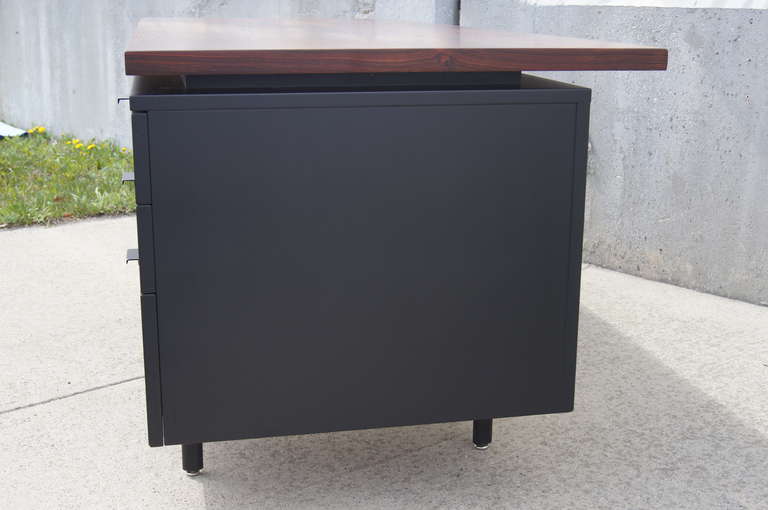 Executive Desk with Rosewood Top by George Nelson for Herman Miller 1