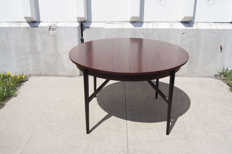 Danish Modern Round Rosewood Dining Table with Extension 1