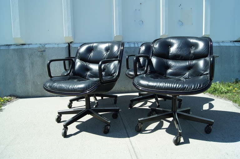 Mid-Century Modern Black Leather Executive Chair by Charles Pollock for Knoll