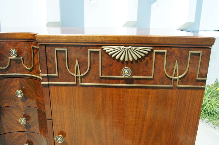 Novecento Collection Sideboard by John Widdicomb In Good Condition For Sale In Dorchester, MA