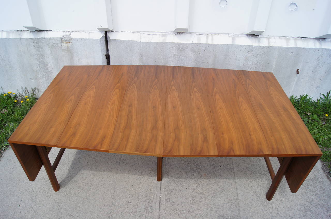 American Drop-Leaf Extension Dining Table by Edward Wormley for Dunbar