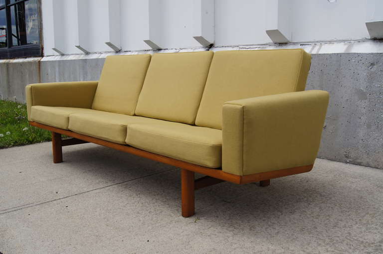 Three Seater Sofa By Hans Wegner For Getama At 1stdibs