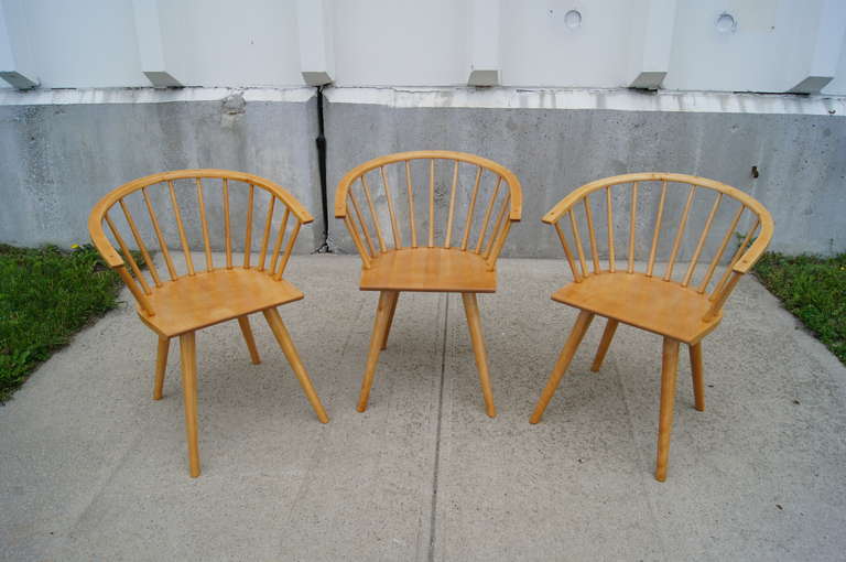 Maple Chair by Russel Wright for Conant Ball In Good Condition For Sale In Dorchester, MA