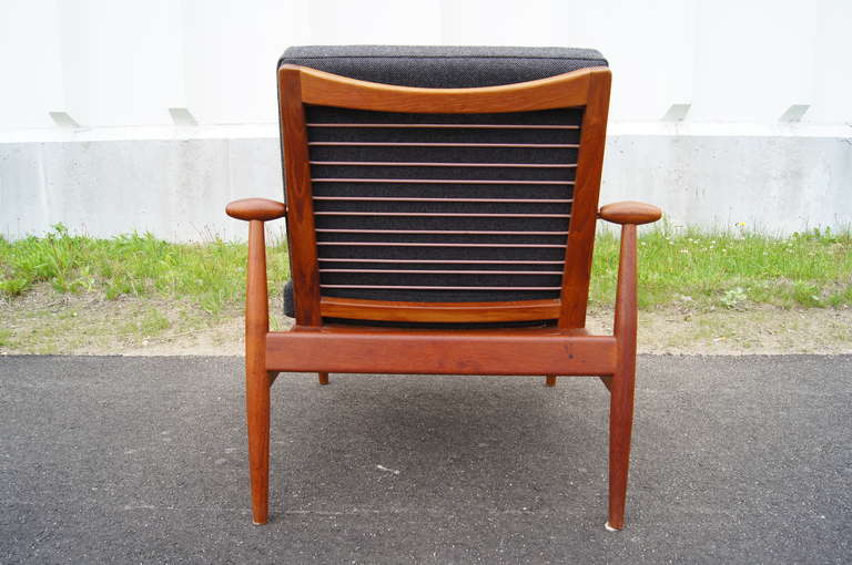 133 Armchair by Finn Juhl for France & Daverkosen, Denmark In Excellent Condition In Dorchester, MA