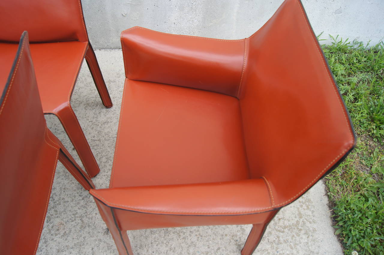 Mid-Century Modern Set of Six CAB 412 and 413 Dining Chairs by Mario Bellini for Cassina