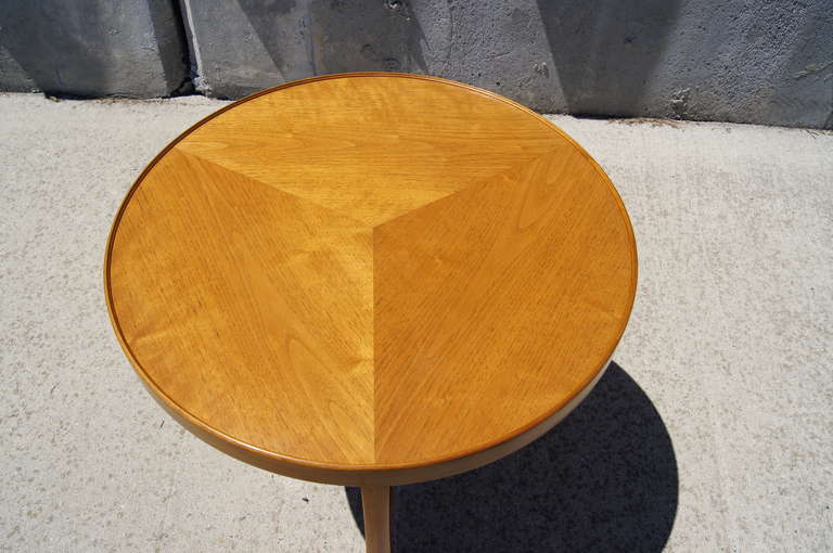 Occasional Table by Edward Wormley for Dunbar In Excellent Condition In Dorchester, MA