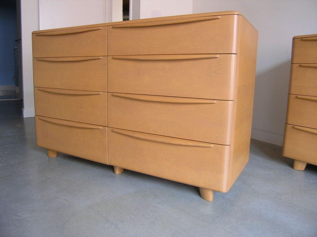 Pair of Champagne Encore Double Dressers by Heywood Wakefield In Excellent Condition In Dorchester, MA