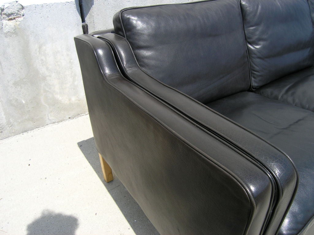 Black leather sofa after Borge Mogensen is in excellent original condition with no damage to the leather.