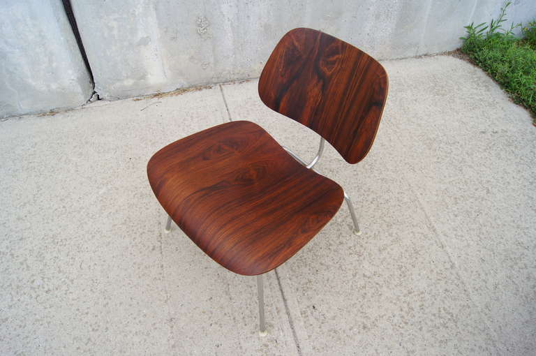 Rosewood LCM Lounge Chairs by Eames for Herman Miller In Excellent Condition In Dorchester, MA