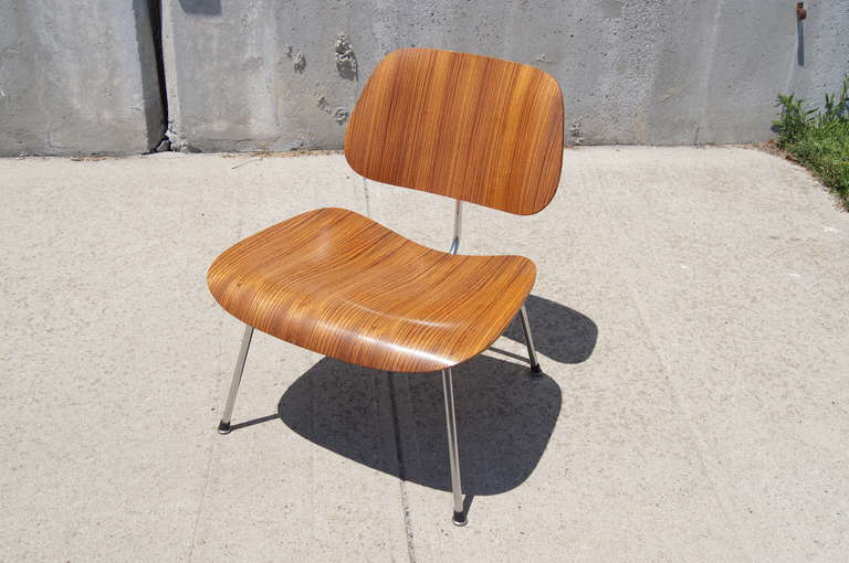 Mid-Century Modern Zebra LCM Chair by Charles and Ray Eames for Herman Miller