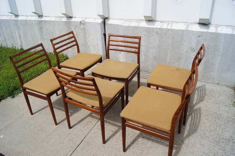 Set of Six Rosewood Dining Chairs by Niels Moller 2