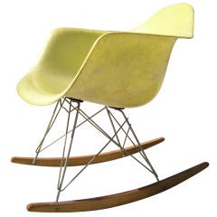 Rare Early Fiberglass Armchair Rocker by Eames for Herman Miller