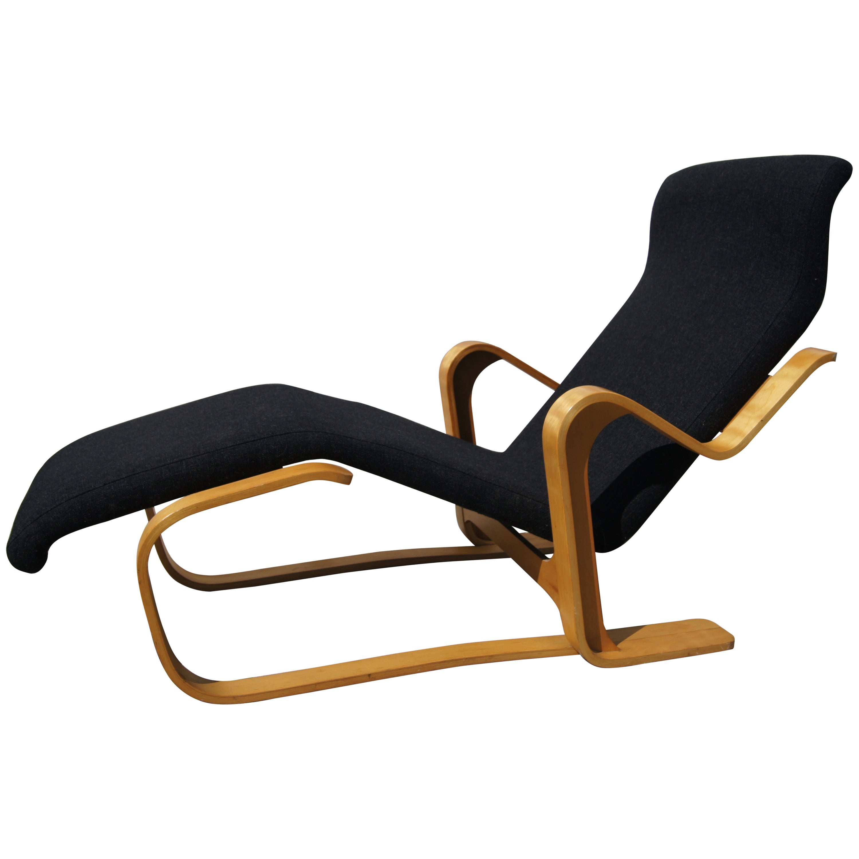 Bentwood Chaise Longue by Marcel Breuer for Gavina at 1stDibs