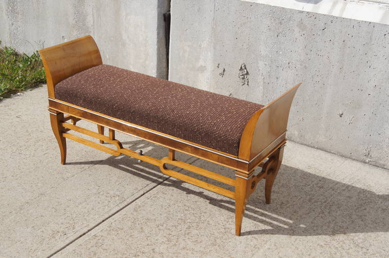 Upholstered Italian Art Deco Bench Attributed to Tomaso Buzzi 1