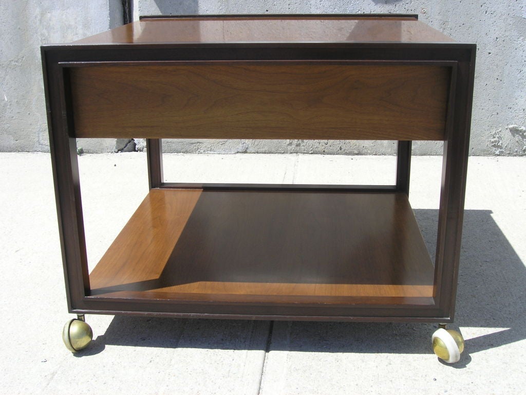 Two-Tone Mahogany Side Table on Brass Casters by Edward Wormley for Dunbar In Good Condition In Dorchester, MA