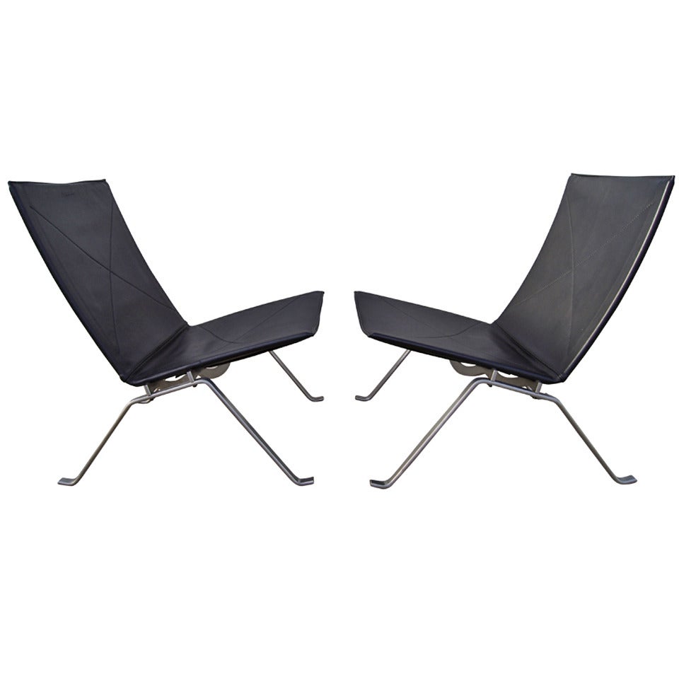 Pair of PK 22 Lounge Chairs by Poul Kjaerholm for Fritz Hansen