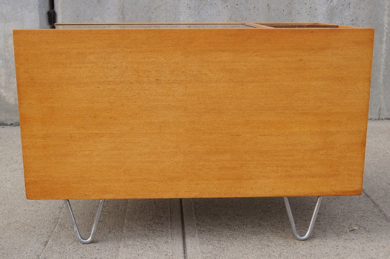 Rare Hairpin Leg Side Table with Planters by George Nelson for Herman Miller In Excellent Condition In Dorchester, MA