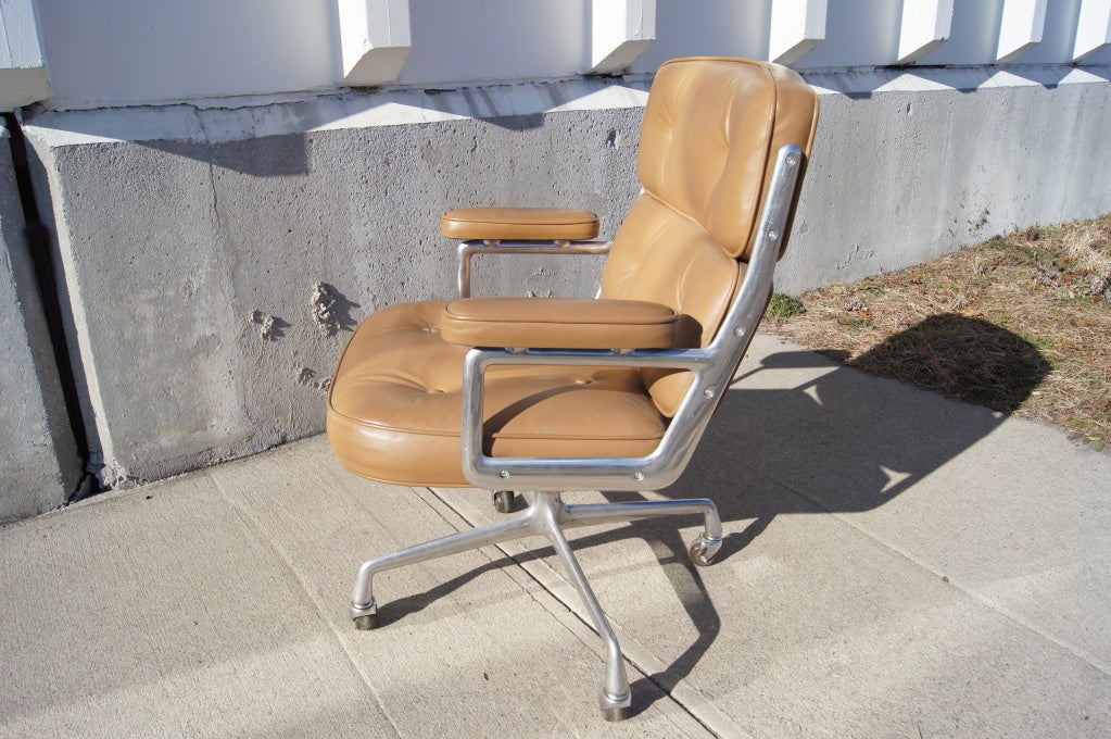 20th Century Eames Time-Life Executive Chair for Herman Miller