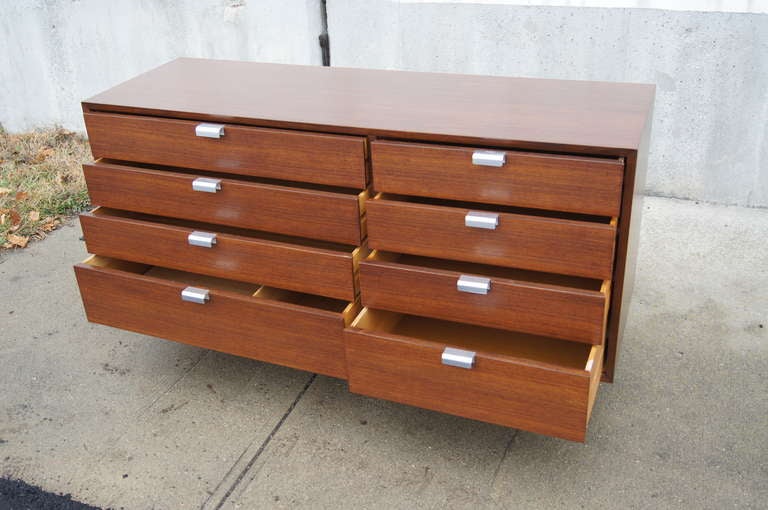 Large Walnut Dresser by George Nelson for Herman Miller In Excellent Condition In Dorchester, MA