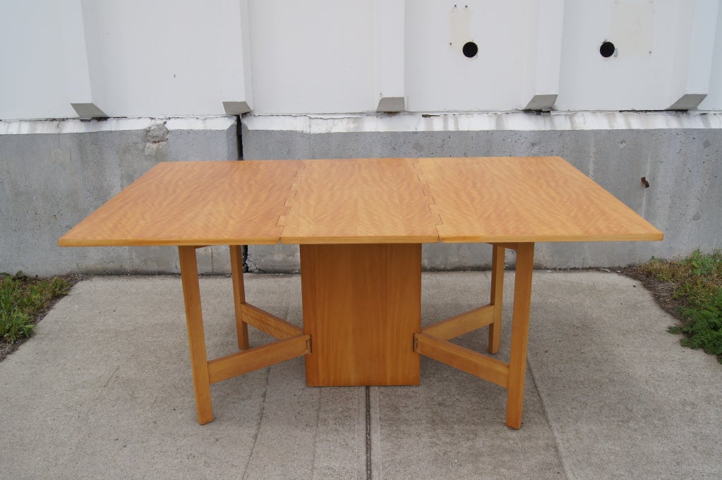 Gateleg Dining Table by George Nelson for Herman Miller 1