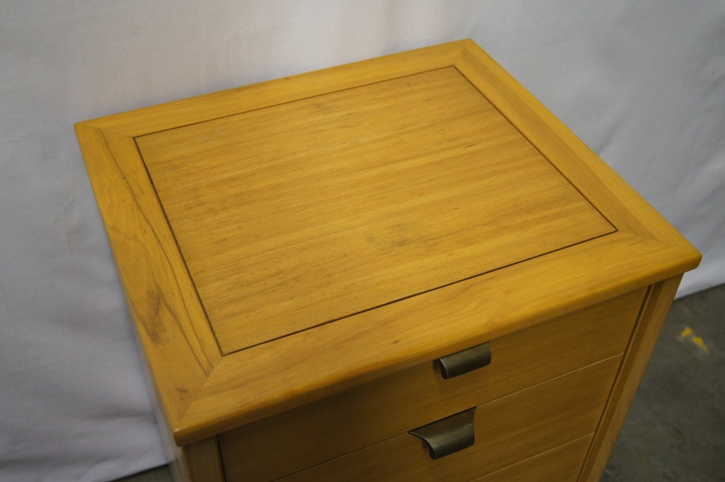 Mid-Century Modern Small Precedent Dresser in Elm by Edward Wormley for Drexel For Sale