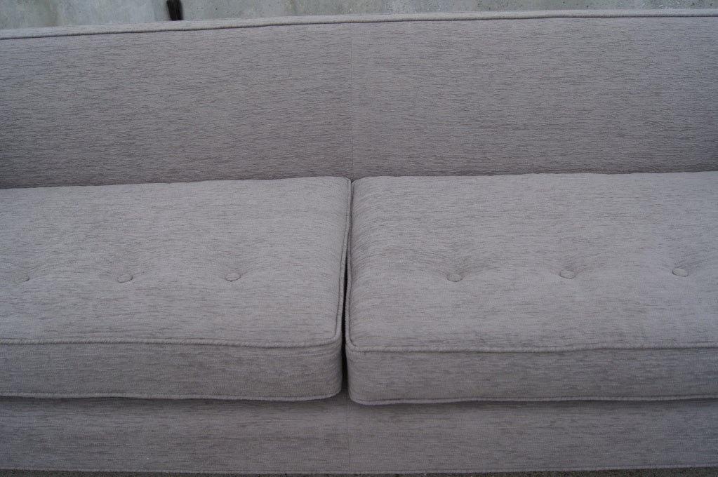 Tuxedo Sofa by Edward Wormley for Dunbar In Excellent Condition In Dorchester, MA