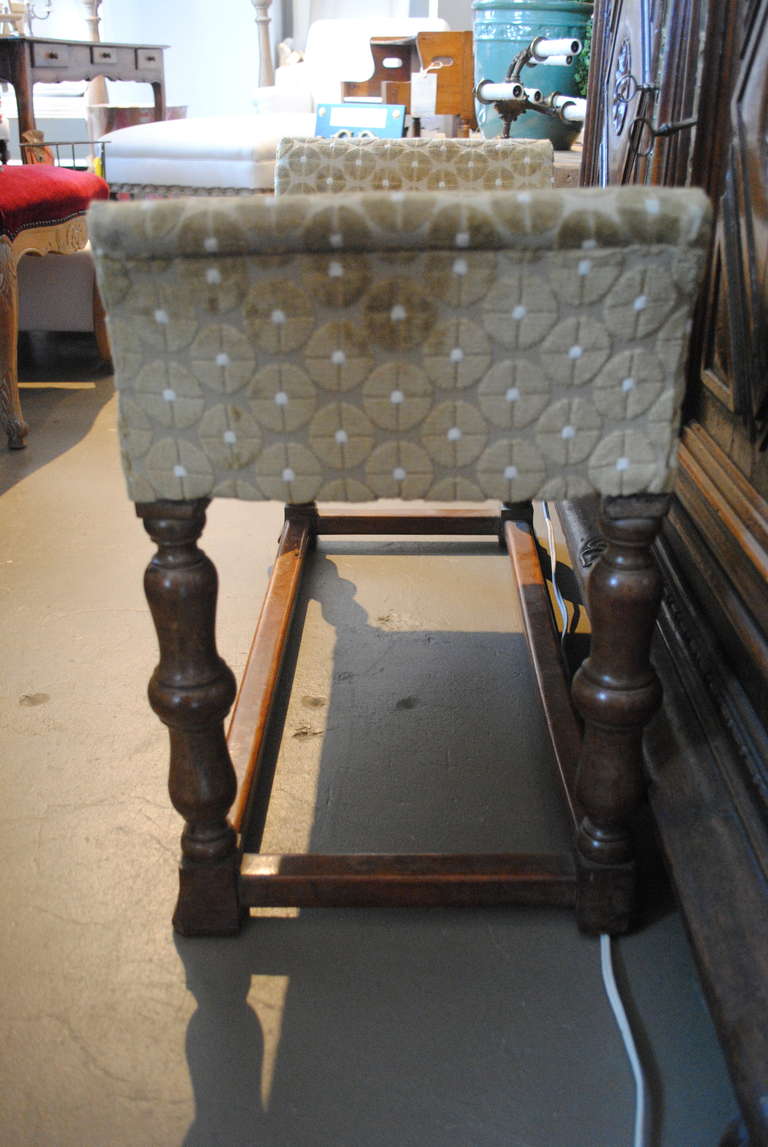 English Upholstered Wooden Bench In Excellent Condition In Boston, MA