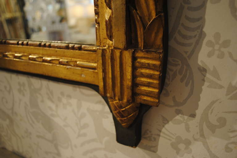 French 19th Century Ribbon Carved Giltwood Mirror For Sale