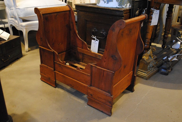 19th Century Dolls or Dog Sleigh Bed For Sale 1