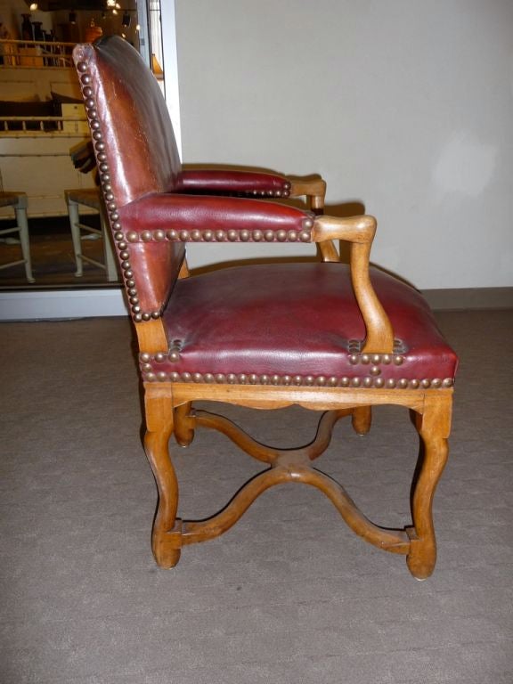 Wood Pair of 20th Century Louis XIV Style Red Leather Armchairs For Sale