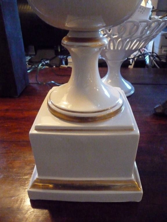 Paris Porcelain Urn Table Lamp For Sale 1