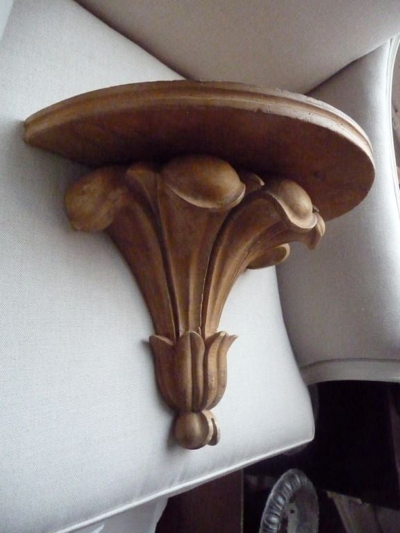 19th Century Carved Pine Wall Bracket In Good Condition For Sale In Boston, MA